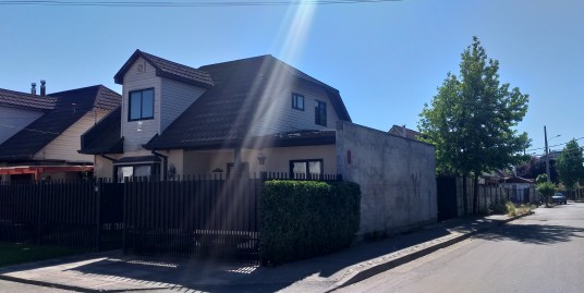 Casa en Solar del Parque II